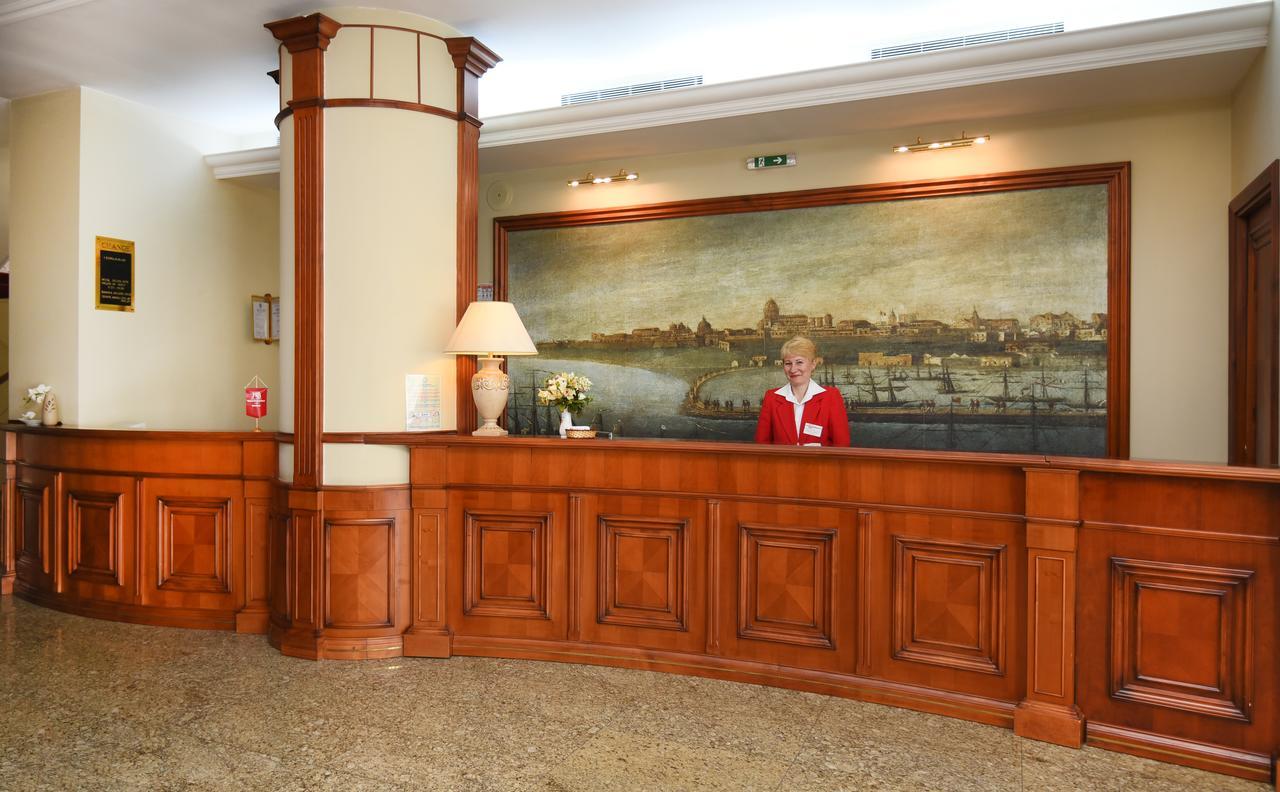 Hotel Belvedere 브러일라 외부 사진